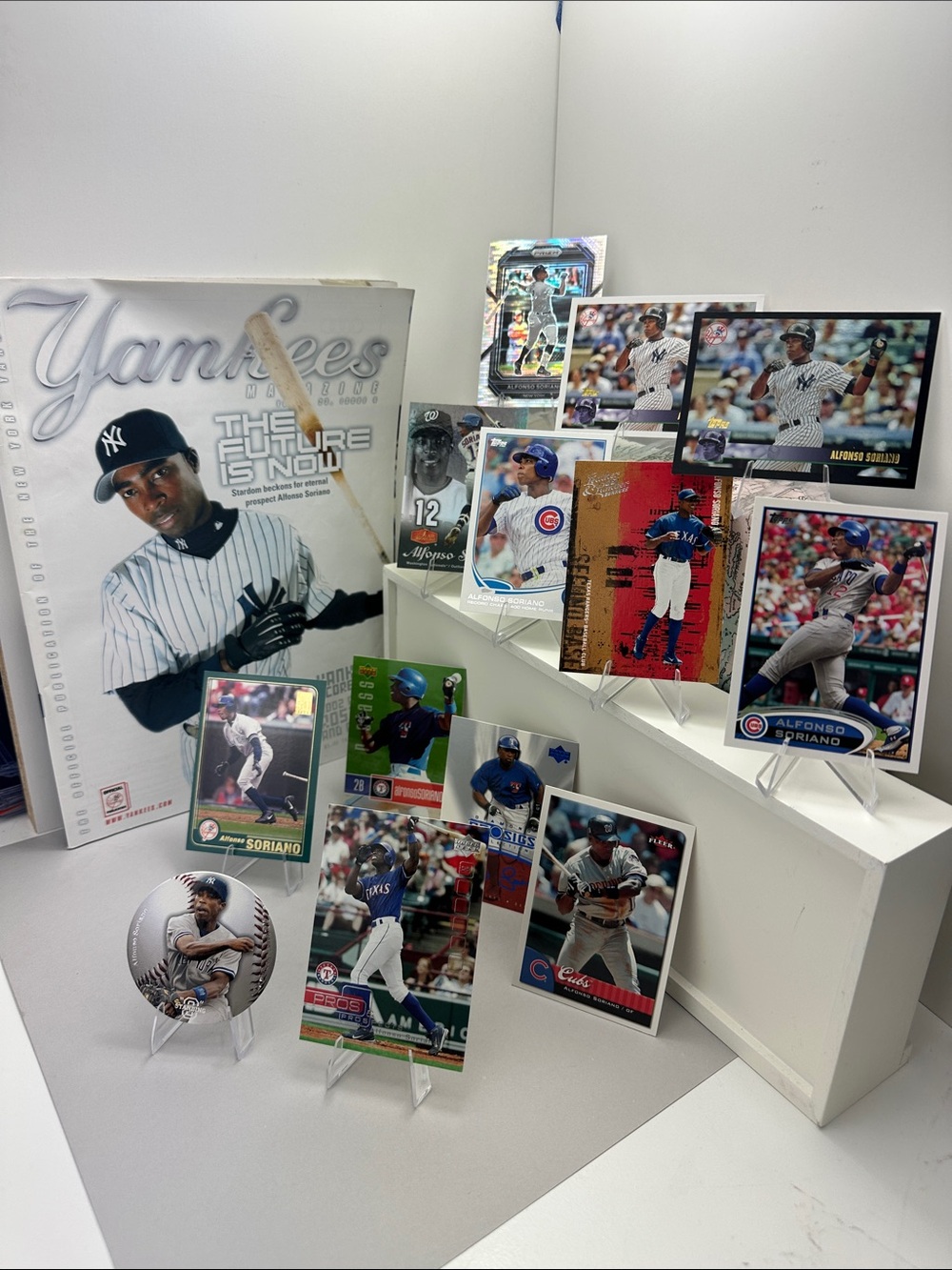 Alfonso Soriano lot of 13 w/ Vintage May 02’ Yankees Magazine
